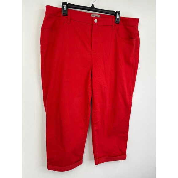 Chico's Red Capris - Picture 2 of 5